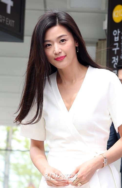 恭喜恭喜！女神全智贤宣布怀二胎 预产期明年性别还未知（图） - 1
