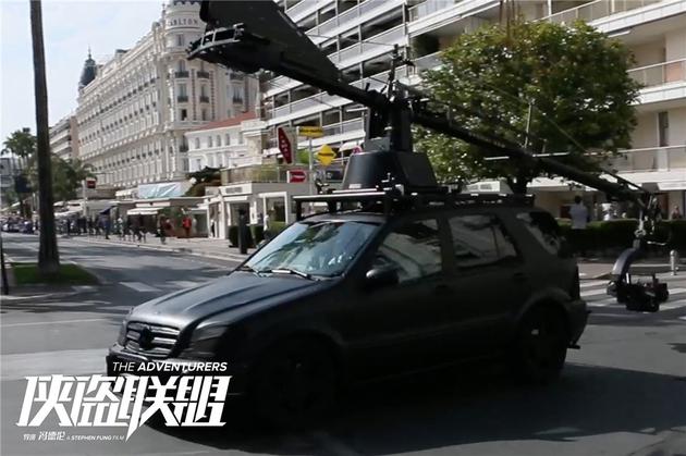 安装俄罗斯大摇臂的摇臂车