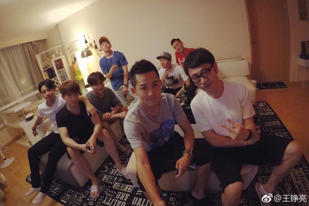 苏醒搬家07快男十年重聚 魏晨王铮亮等人再次