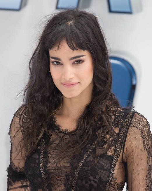 新《蜘蛛侠》女友参演科幻片《华氏451度》|蜘蛛侠:英雄归来|华氏451度|超人:钢铁之躯_新浪娱乐_新浪网