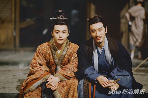 王阳明《三国机密》戏份杀青 这个祭酒大人有点帅|王阳明|万茜|马天宇_新浪娱乐_新浪网