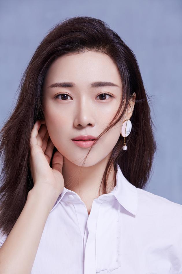 《猎场》终定档 胡歌菅纫姿互动频繁CP感十足