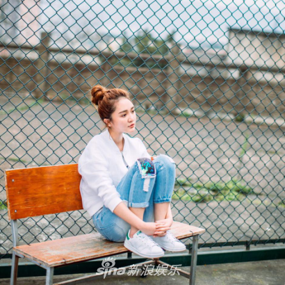 芒果小花主持人靳梦佳