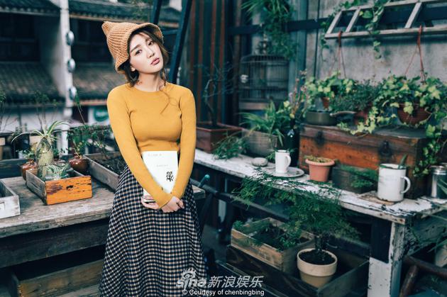 《中餐厅》靳梦佳萌妹力十足成“店宠”