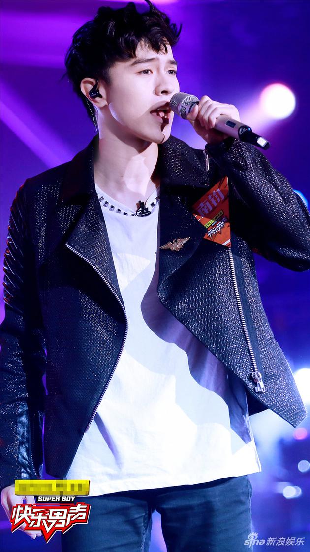 王南钧“反差”首唱摇滚