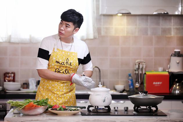 陈赫一言不合就下厨