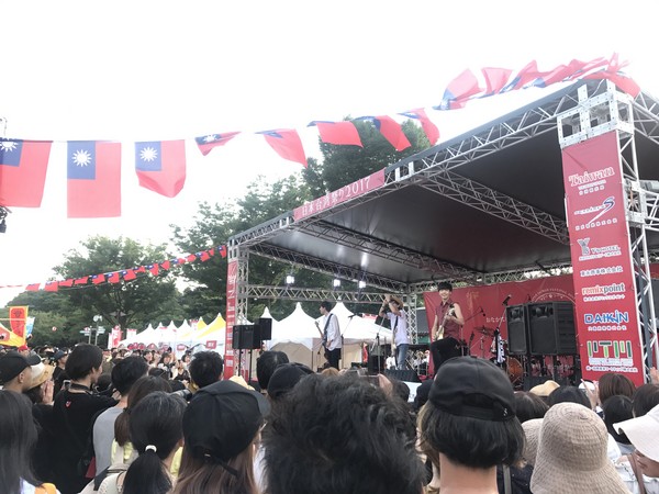 人口vy_在美国人口少的城市,只有1名居民、86岁高龄的老妇人担任镇职