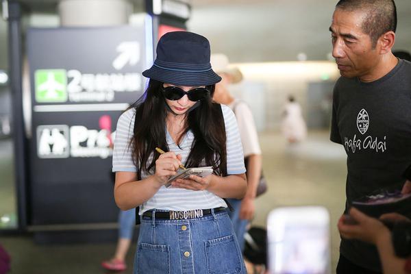 易中天 悲剧啊-爱游戏(ayx)官网网站_ayx.com