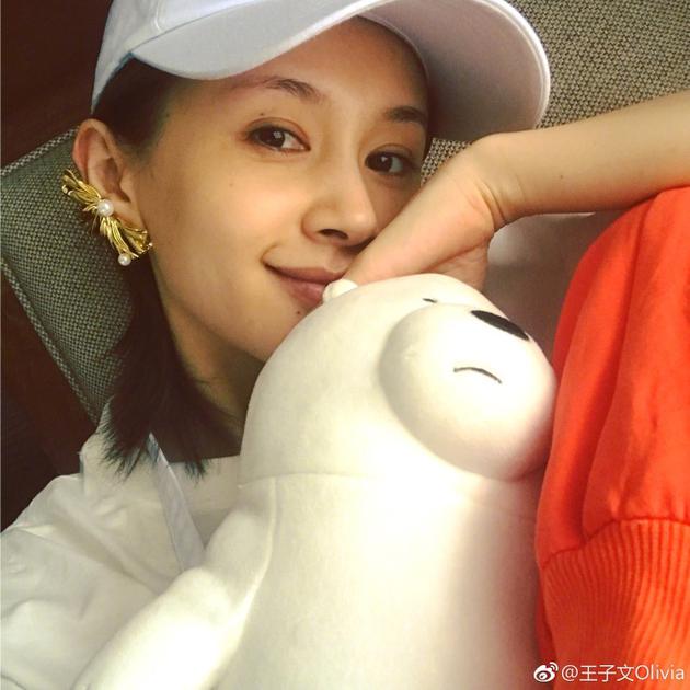 王子文晒素颜自拍起色佳