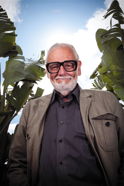 乔治·罗梅罗认为僵尸是讽刺和政治批评的工具。