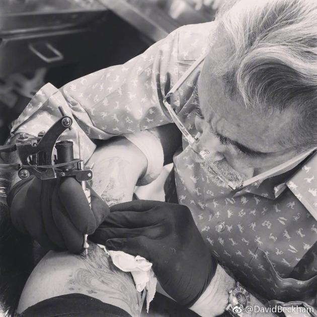 贝克汉姆疑又添新文身