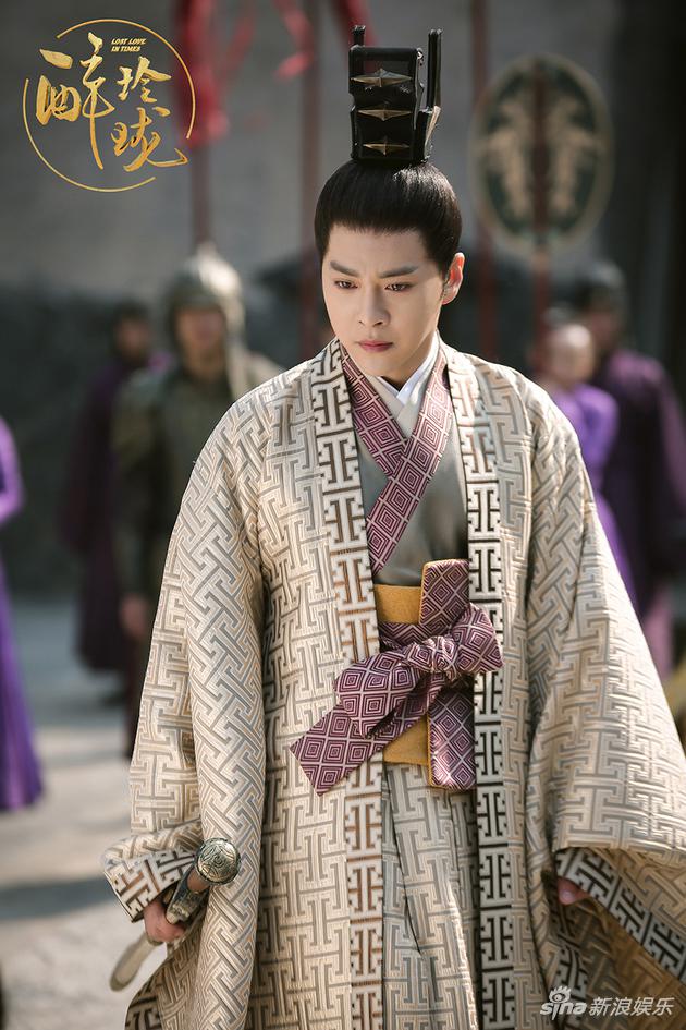 徐海乔饰演元湛 