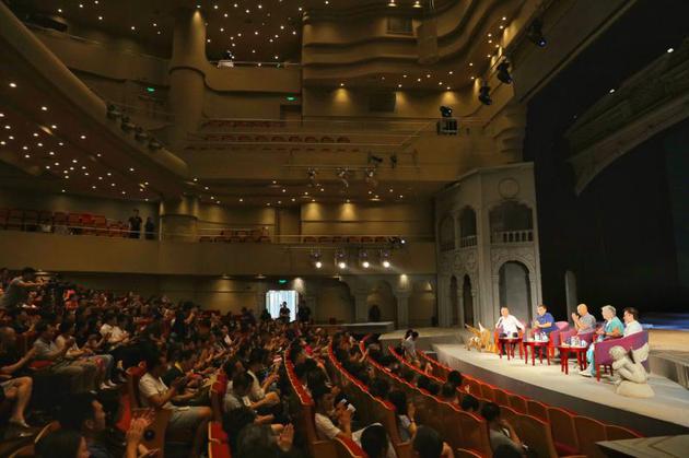 欢笑从这里开始 北京喜剧院喜迎两周年|陈佩斯|国家大剧院|北京喜剧院_新浪娱乐_新浪网