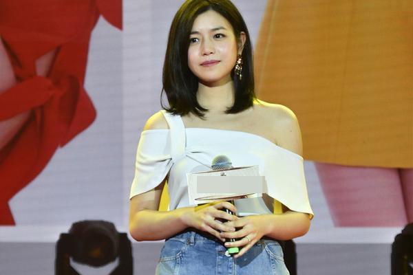 拜仁创纪录夺冠