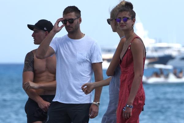 丸山桂里奈-乐鱼app(leyu)官方网站-乐鱼官网