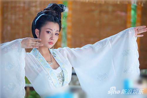 殷桃诠释从皇权女人走向现代成功女性的演艺之