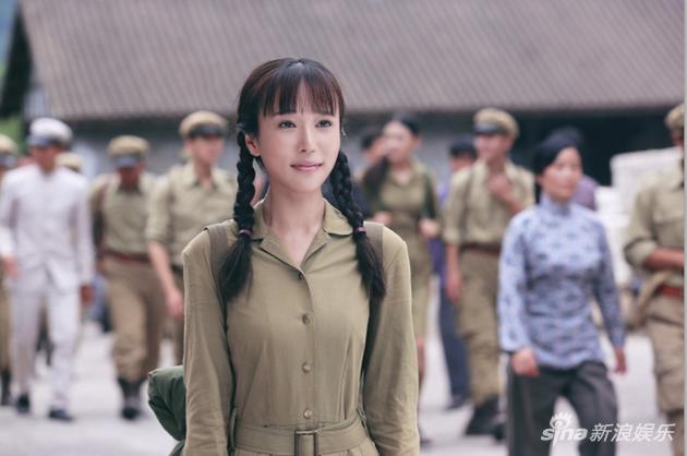 学生兵王曼妮玩潜伏化身外表甜美日本特务