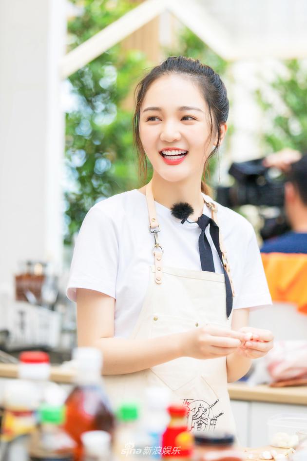 《中餐厅》靳梦佳