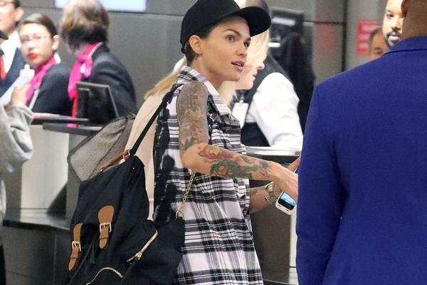 阿森纳 那不勒斯-爱游戏APP(中国)官方网站下载_AIYOUXI体育