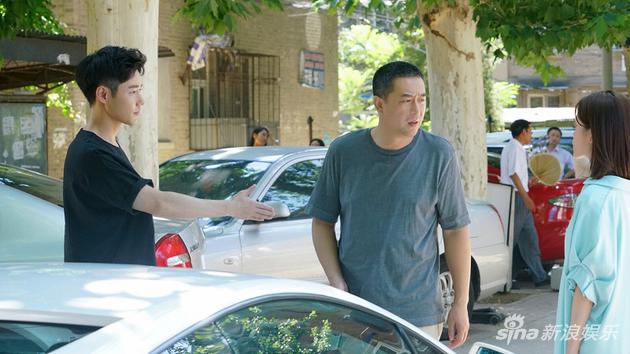 《大叔与少年》富二代宣言片场求教张嘉译|大叔与少年|张嘉译|宣言_新浪娱乐_新浪网