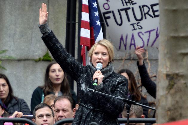 尼克逊参加政治宣讲