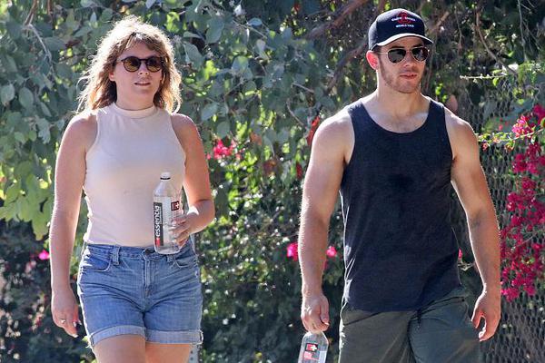 马拉多纳 女儿-乐鱼app(leyu)官方网站-乐鱼官网