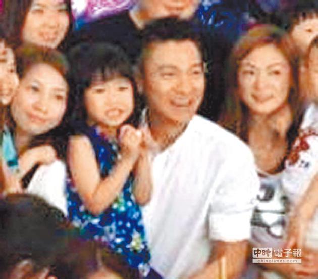 女儿刘向蕙(取材自微博)