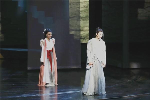 切尔西10号-爱游戏App官方下载入口-爱游戏