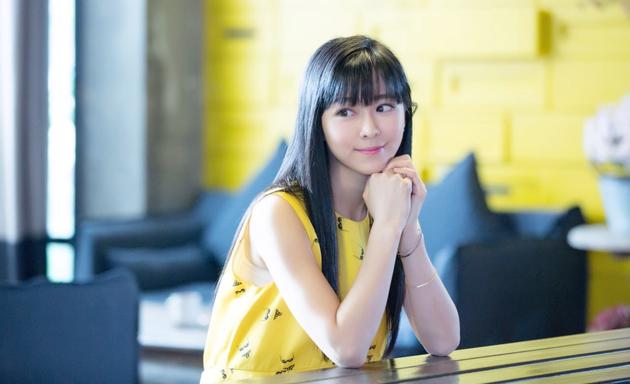 杨安琪《盲约》携手蒋欣演绎同母异父姐妹情|杨安琪|蒋欣|姐妹_新浪娱乐_