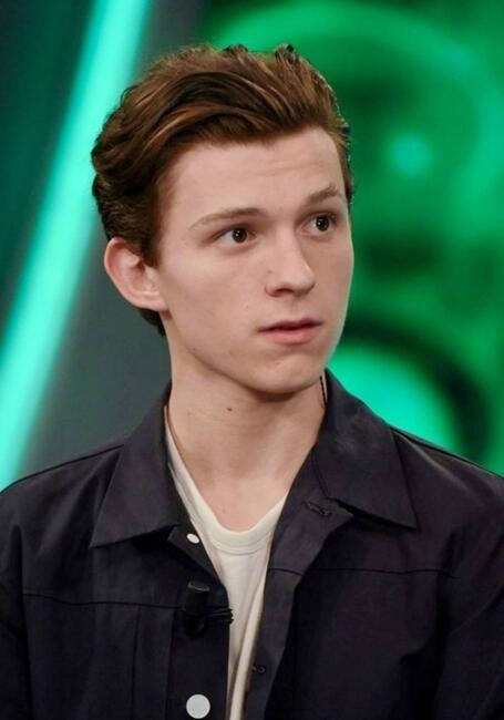 汤姆·赫兰德出演二战神片 加盟《猩红天空下