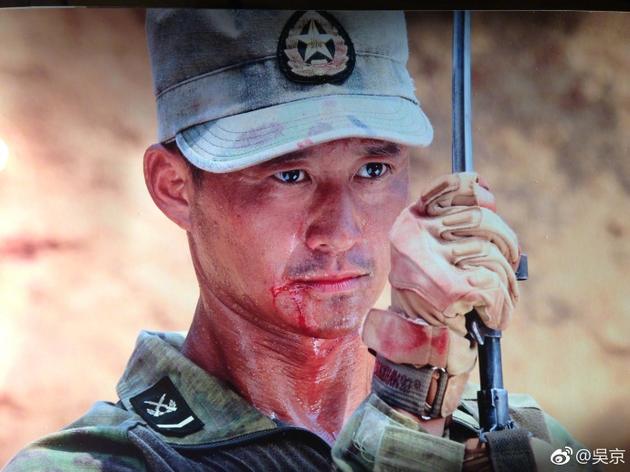 京否认受邀好莱坞 这样回应中戏老师尹珊珊质