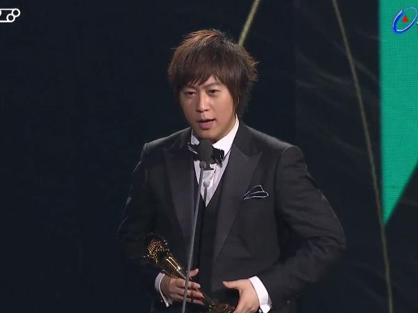 廖人帅揭秘阿信作词 《成名在望》全篇押韵没断过