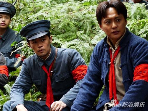 林旭饰演何长工