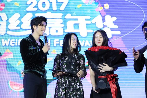 曼联下赛季球衣