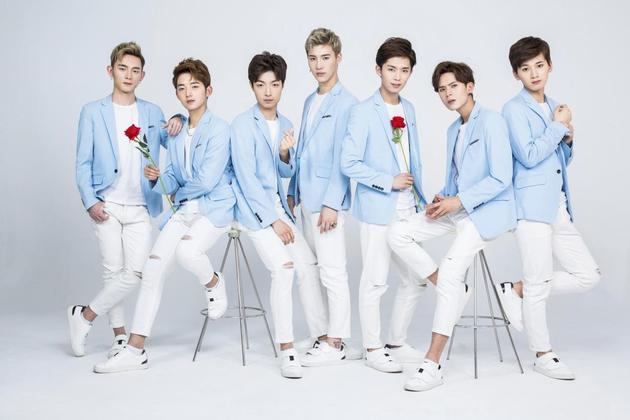 BRO男团七成员互相扶持共同成长 多个作品齐