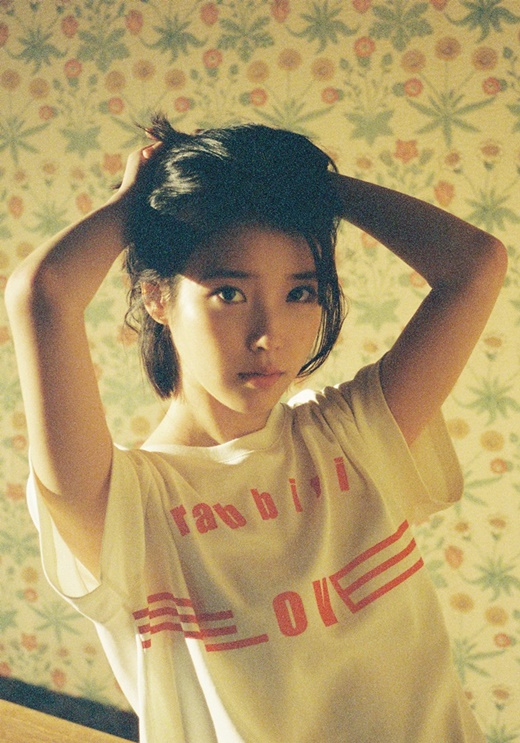 IU