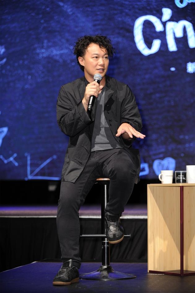 陈奕迅分享公益心得 倡导明智选择拒绝酒驾|陈