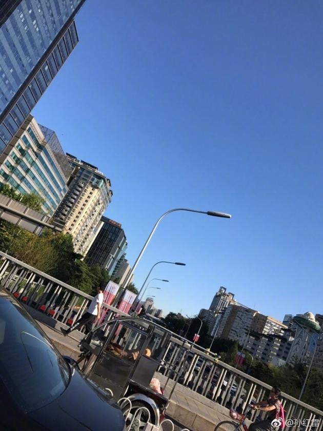 孙红雷微博配图
