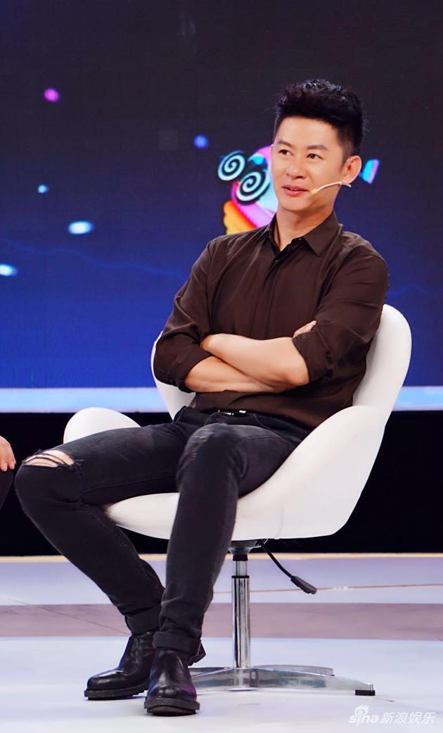 李健接受采访