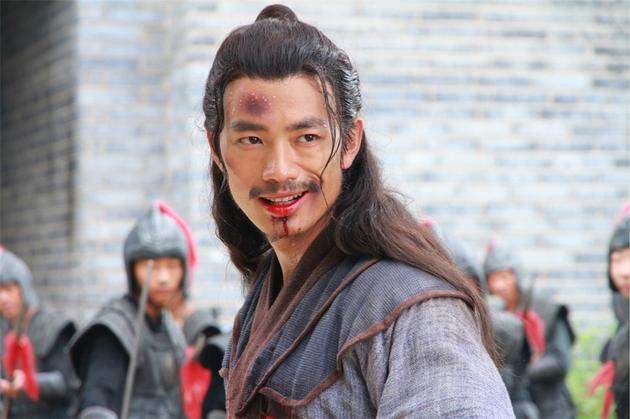 朱晓辉彰显硬汉魅力