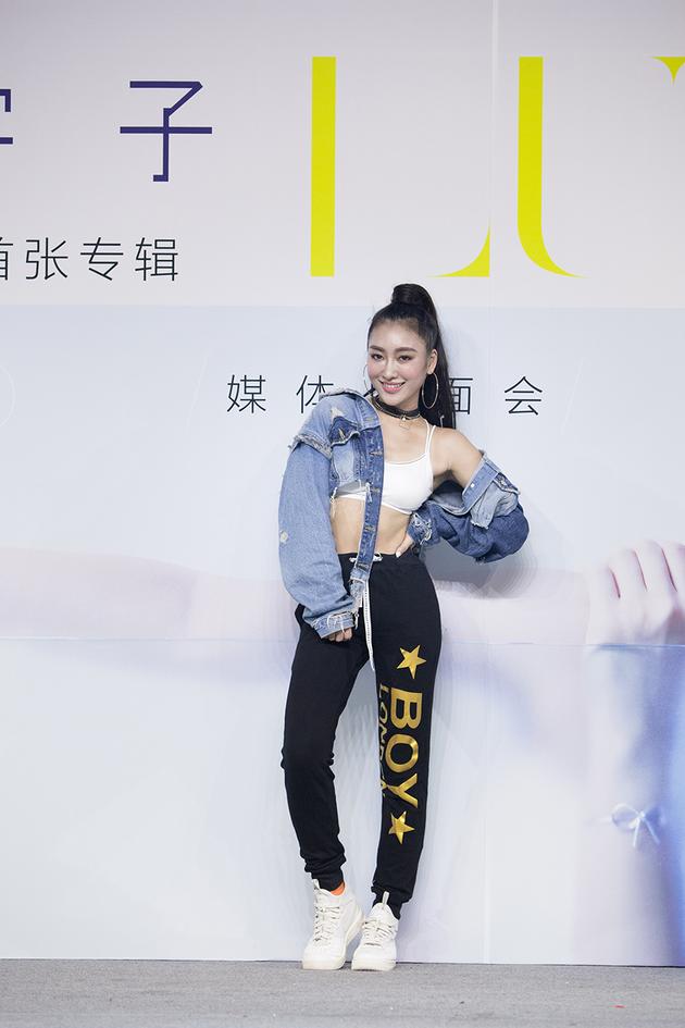 发布会