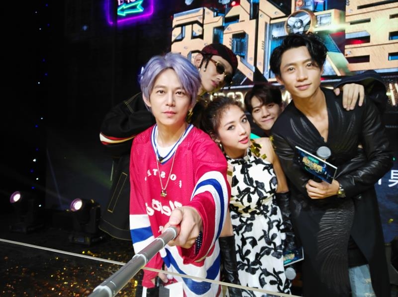 综艺明星大侦探哪季最好看 P3nZ-fykywuc6955057.jpg