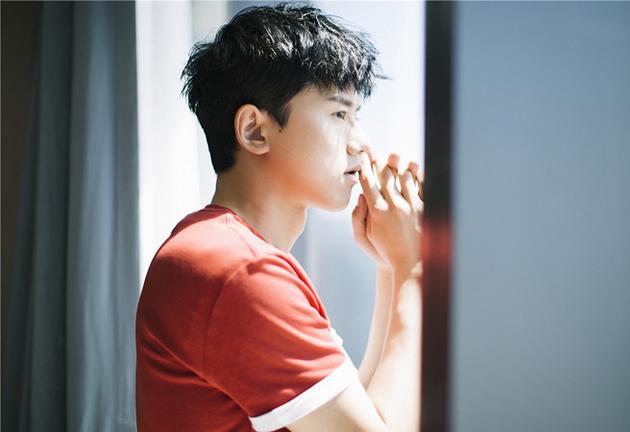 张杰安慰童年辛酸的食客:这些磨难是你最好的礼物|张杰|蔡康永|辛酸_新浪娱乐_新浪网