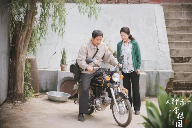 正叔携手百变青衣封山育林 展大剧风尚