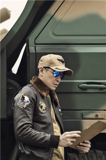 王千源饰演凌伟峰