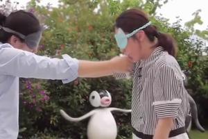 甘比挺孕肚做慈善 超大豪华花园曝光