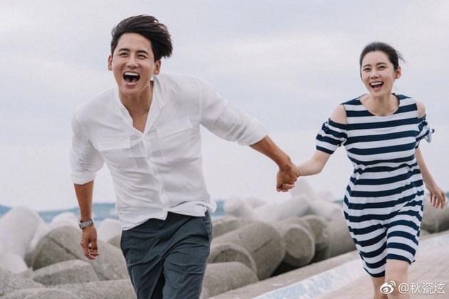 狗粮比月饼管饱!中秋节秋瓷炫于晓光夫妇送祝