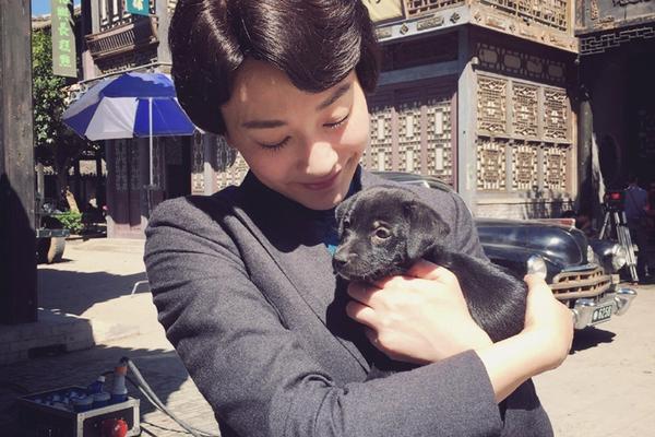 足球资讯网-爱游戏App官方下载入口-爱游戏