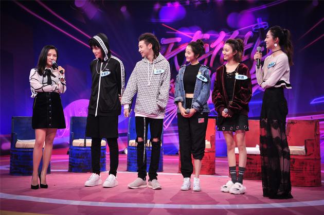 新生代艺人上线 小鬼朱星杰录节目演唱最新单