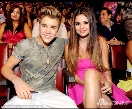 还有联系?比伯赛琳娜家中小聚关系成谜|贾斯汀-比伯|赛琳娜-戈麦斯|联系_新浪娱乐_新浪网